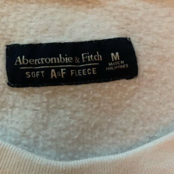 White Abercrombie sweatshirt - Picture 2 of 3